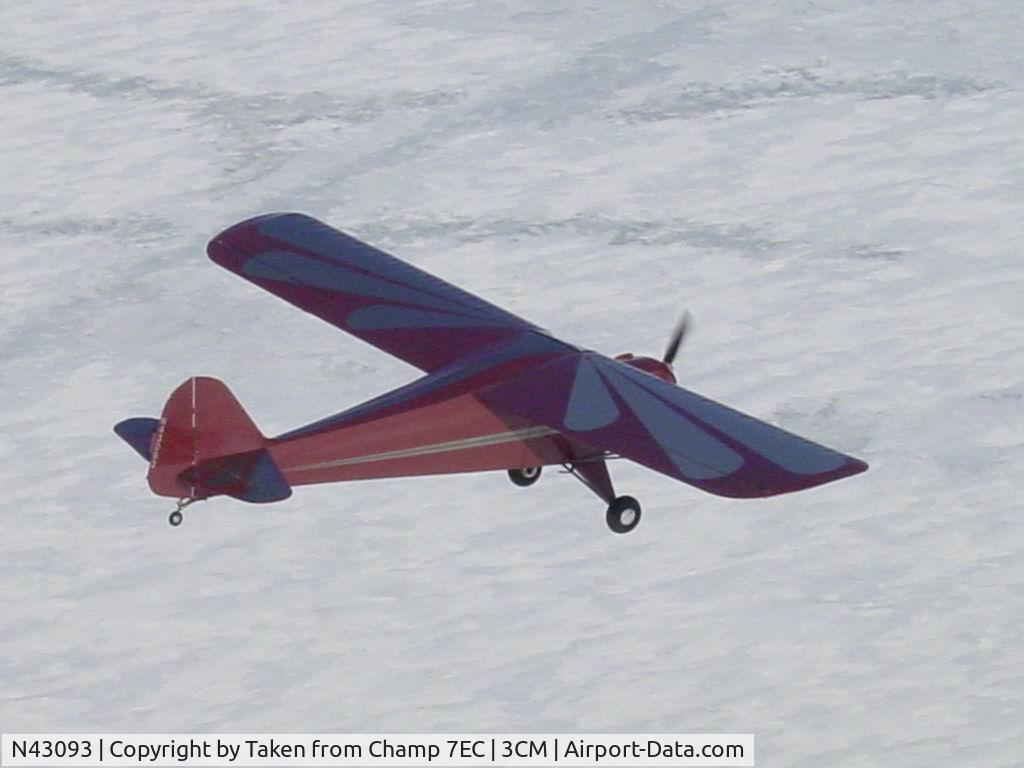 N43093, 1946 Taylorcraft BC12-D C/N 6752, Flying over the Saginaw Bay. January 2004