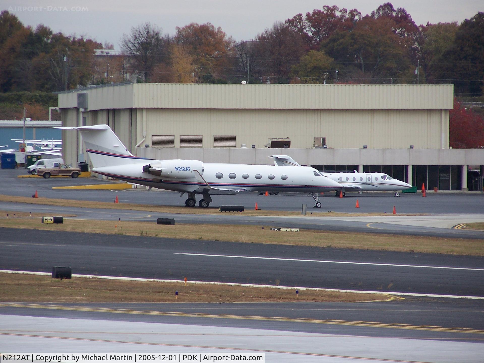 N212AT, 1993 Gulfstream Aerospace Gulfstream IVSP C/N 1204, AT&T Corporate parked at Signature Air