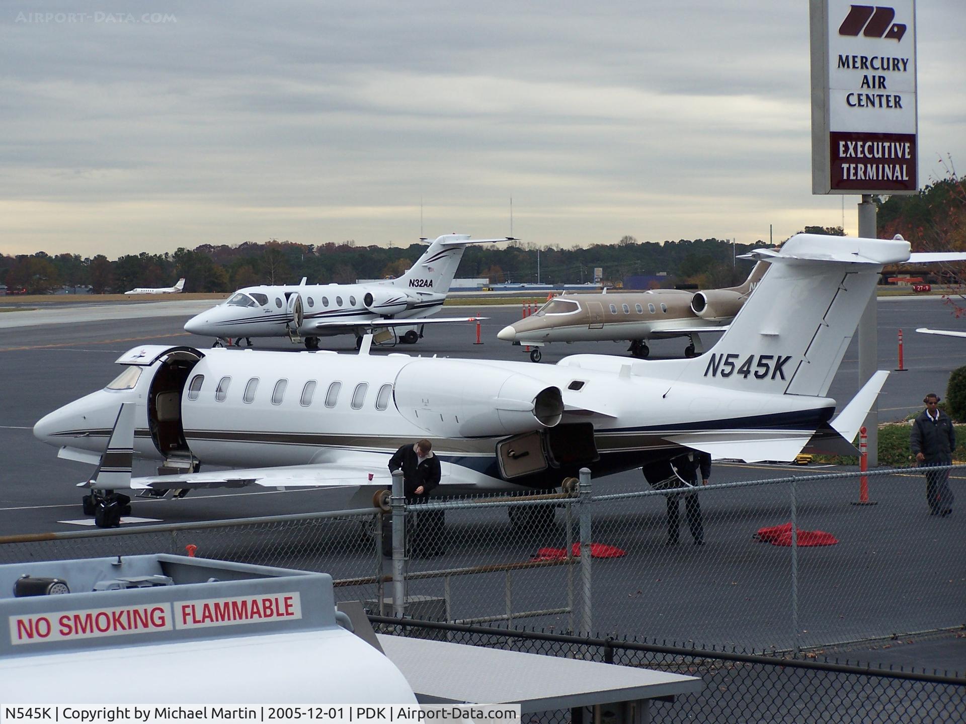 N545K, Learjet Inc 45 C/N 244, Loading up for trip home