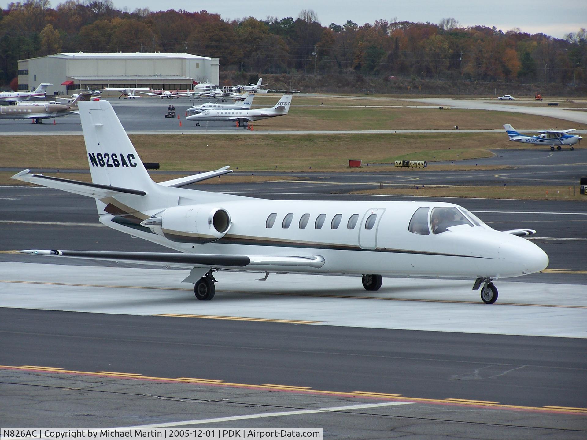 N826AC, 1993 Cessna 560 C/N 560-0242, Taxing to Runway 2R