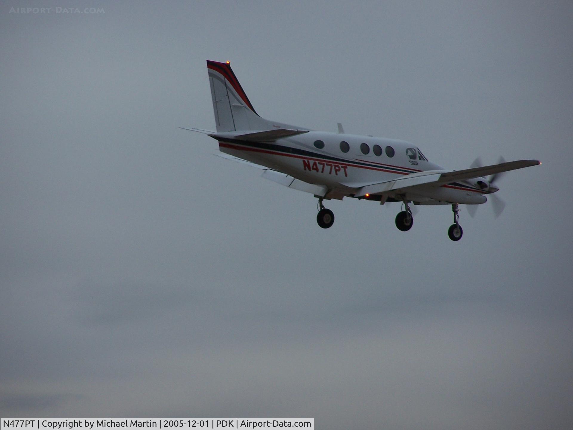 N477PT, 2000 Raytheon Aircraft Company C90A C/N LJ-1600, Over the numbers of 20L