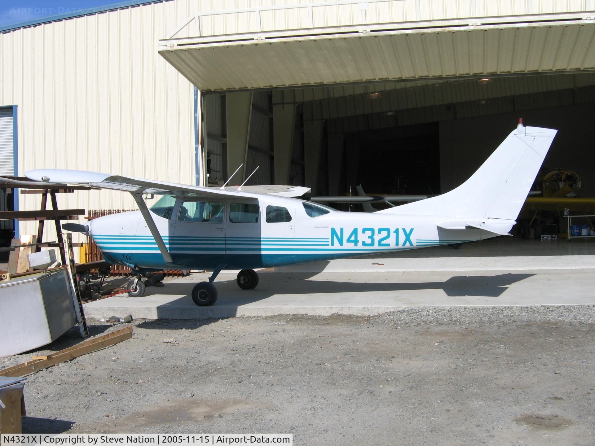 N4321X, 1965 Cessna 210E Centurion C/N 21058623, Blair Air Service 1965 Cessna 210E south of Lemoore, CA