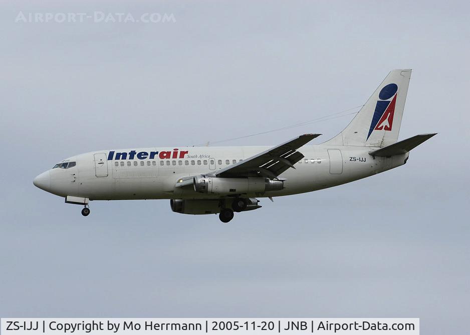 ZS-IJJ, 1972 Boeing 737-2H7C C/N 20591, Interair South Africa at Jo'burg