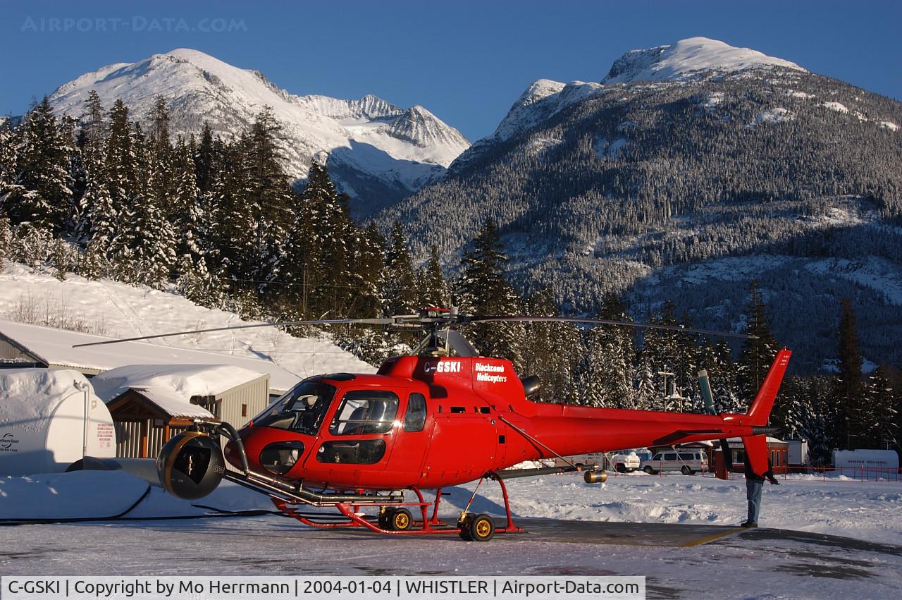 C-GSKI, 2000 Aerospatiale AS-350B-2 Ecureuil C/N 3377, Blackcomb Helicopters, with TV camera