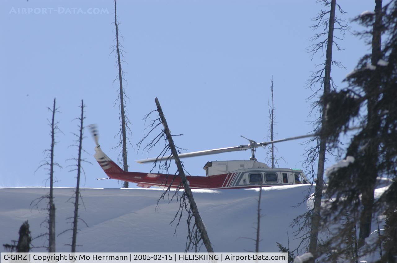 C-GIRZ, 1974 Bell 212 C/N 30622, Heliskiing in Revelstoke