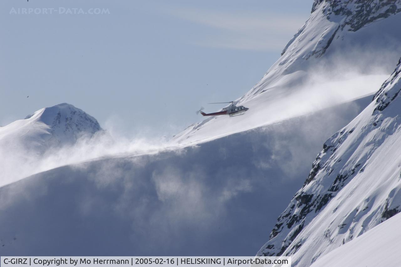C-GIRZ, 1974 Bell 212 C/N 30622, Heliskiing in Revelstoke