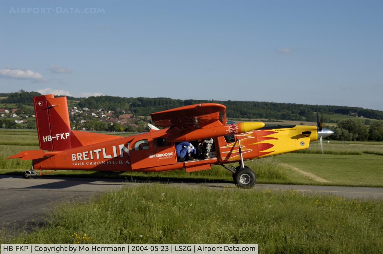 HB-FKP, 1990 Pilatus PC-6/B2-H4 Turbo Porter C/N 877, Paradropping at Grenchen, Switzerland
