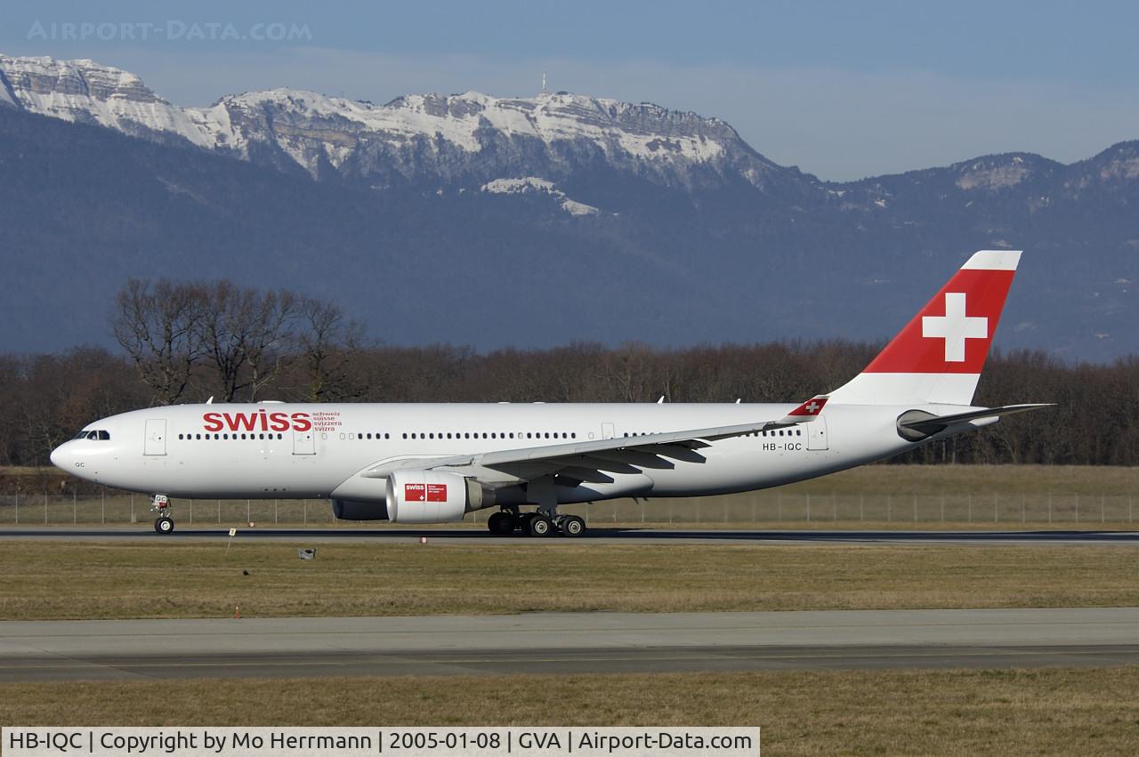 HB-IQC, 1998 Airbus A330-223 C/N 249, Swiss A330 at Geneva