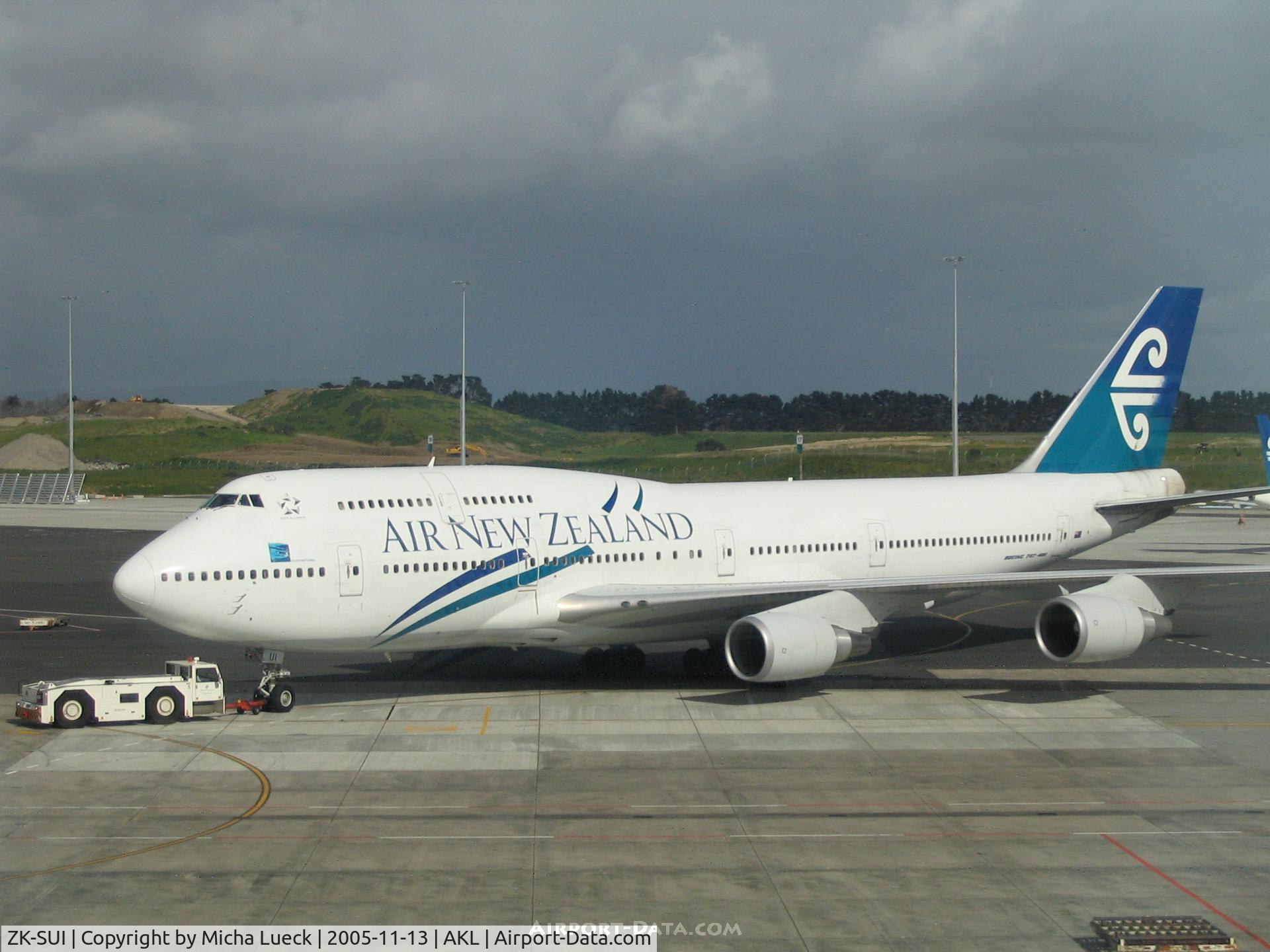 ZK-SUI, Boeing 747-441 C/N 24957, departing Auckland