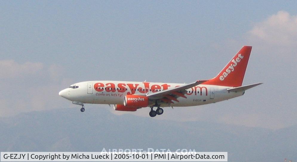 G-EZJY, 2003 Boeing 737-73V C/N 32420, On finals to Palma de Mallorca