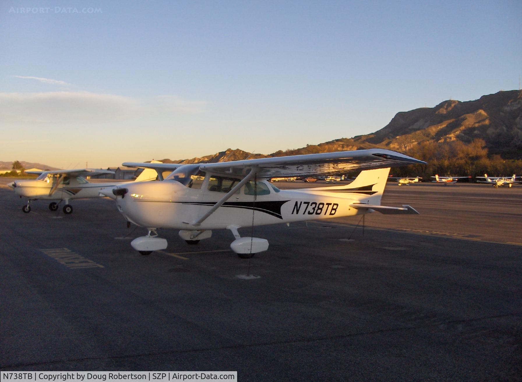 N738TB, 1977 Cessna 172N C/N 17270215, 1977 Cessna 172N Avco Lycoming O-320-D2J 160 Hp