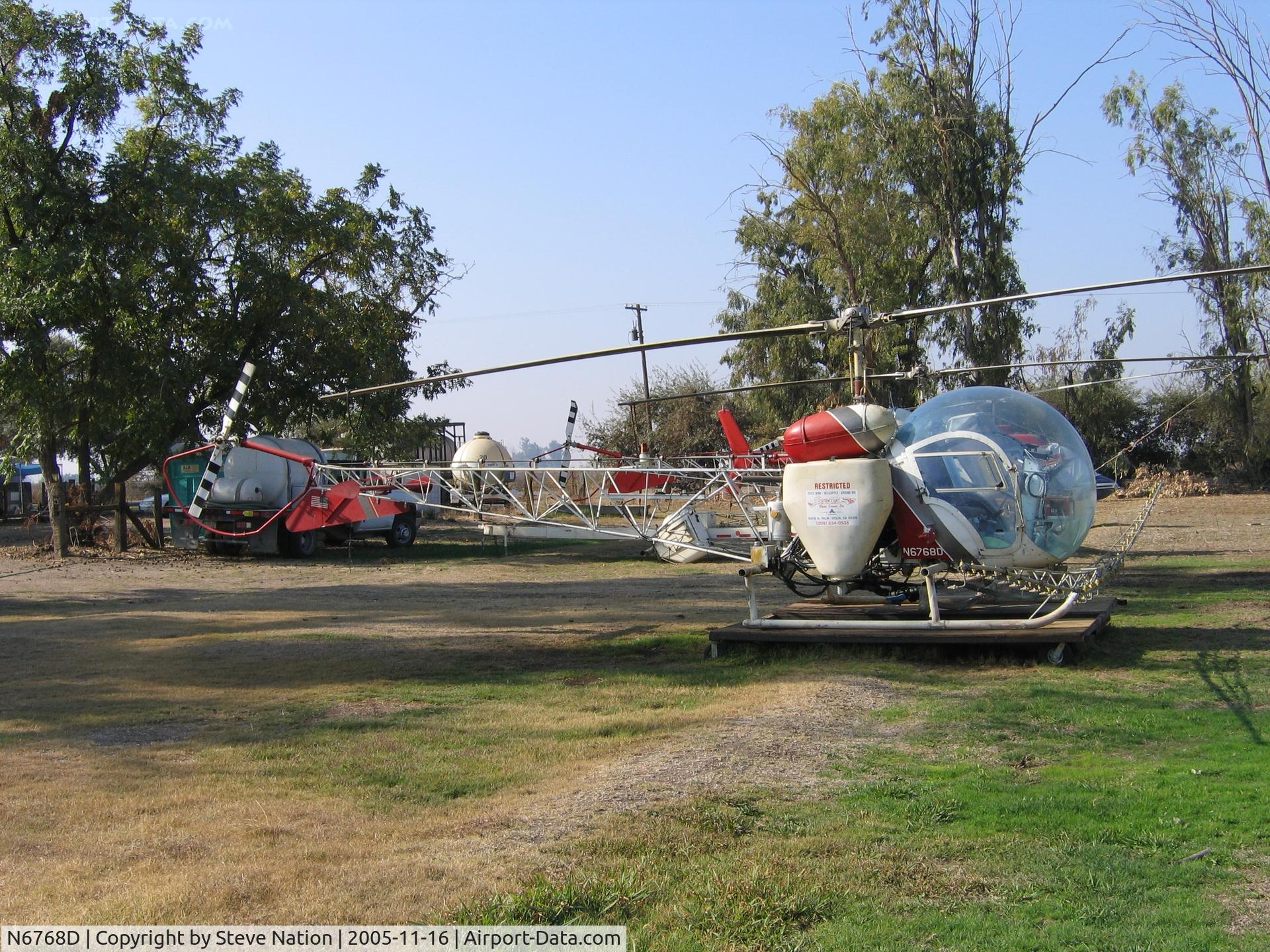 N6768D, 1959 Bell 47G-2 C/N 2441, Bettencourt FS 1959 Bell 47G-2 near Merced, CA rigged as sprayer