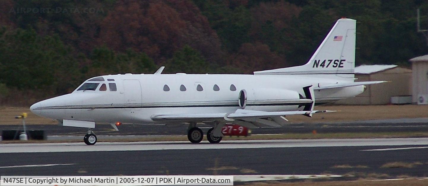 N47SE, 1980 Rockwell International NA-265-65 Sabreliner 65 C/N 465-34, Landing PDK on 2R with airbrakes extended