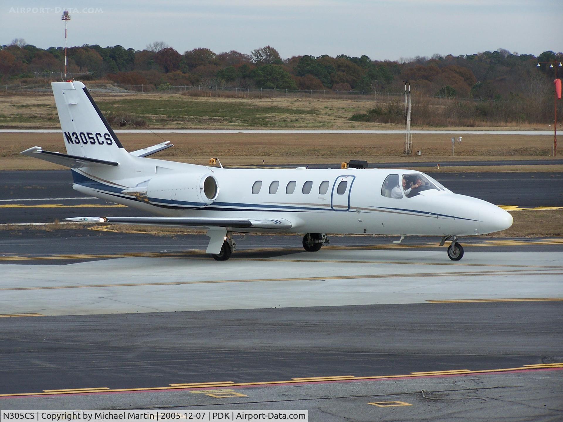 N305CS, 1997 Cessna 550 Citation Bravo C/N 550-0825, Taxing to Runway 2R