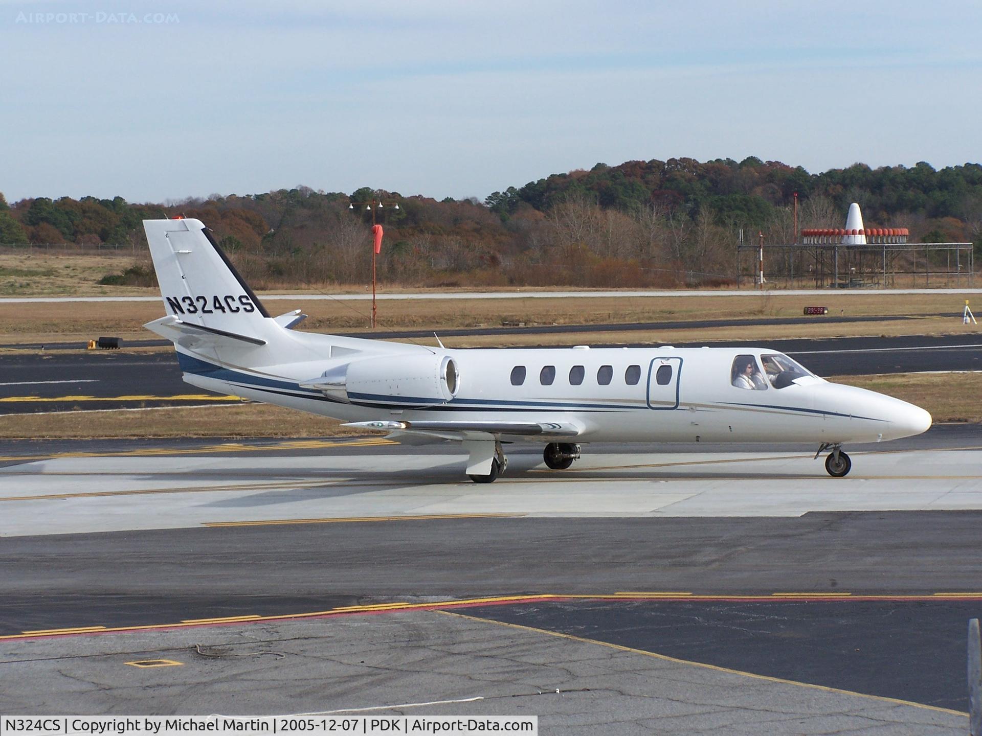N324CS, 2003 Cessna 550B Citation Bravo C/N 550-1059, Taxing to Runway 2R