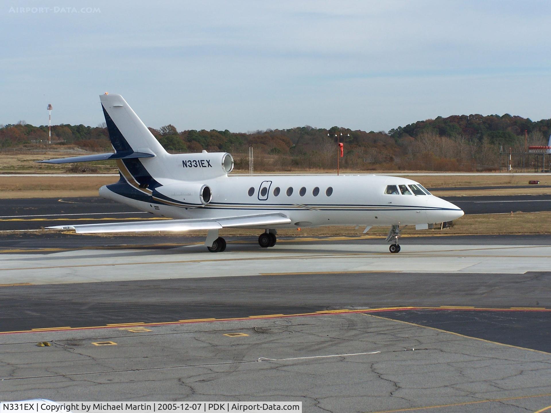 N331EX, 2003 Dassault Falcon 50 C/N 331, Taxing to Runway 2R