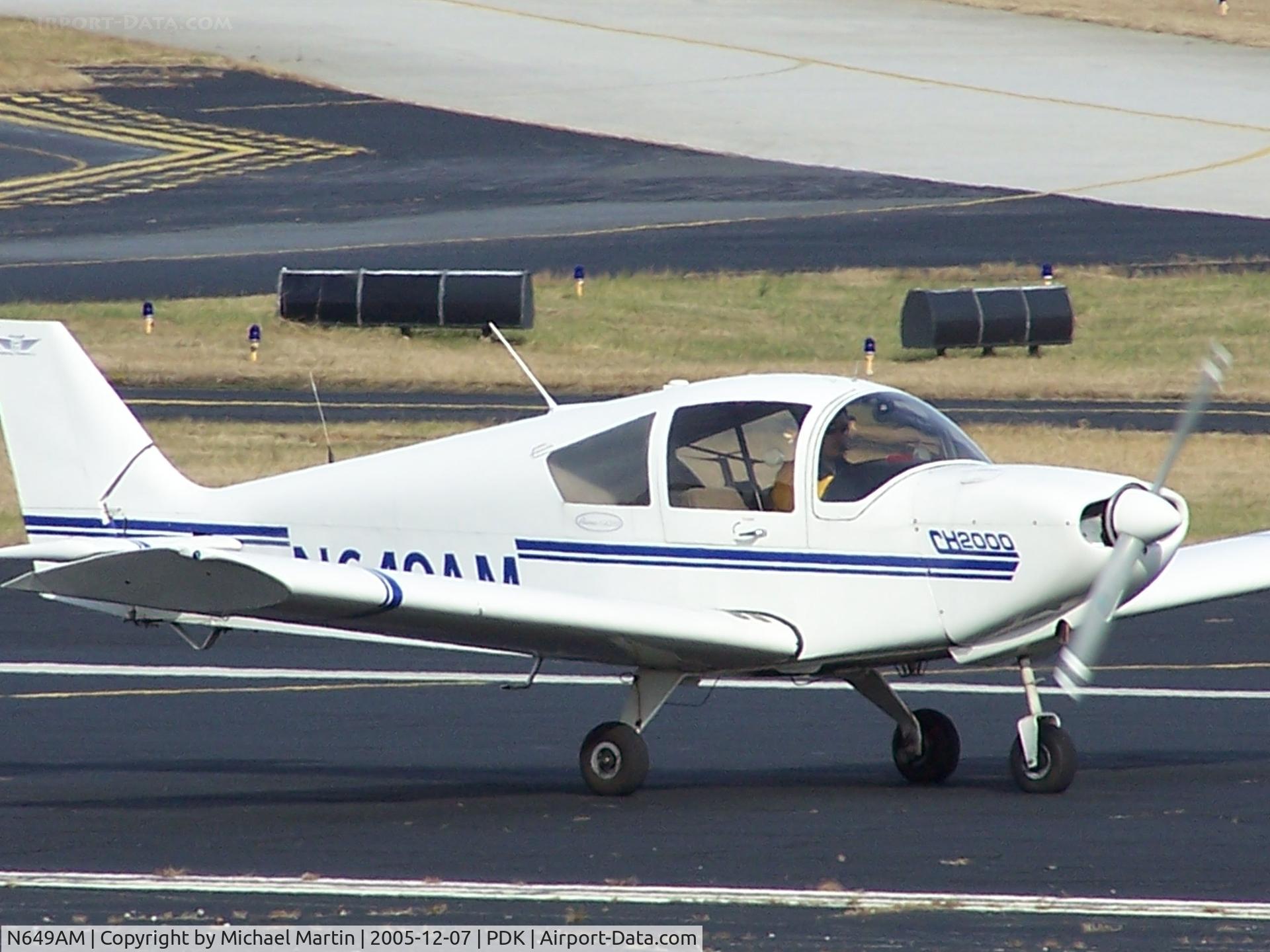 N649AM, 2002 AMD CH-2000 Alarus C/N 20-1007, Taxing to Runway 2R