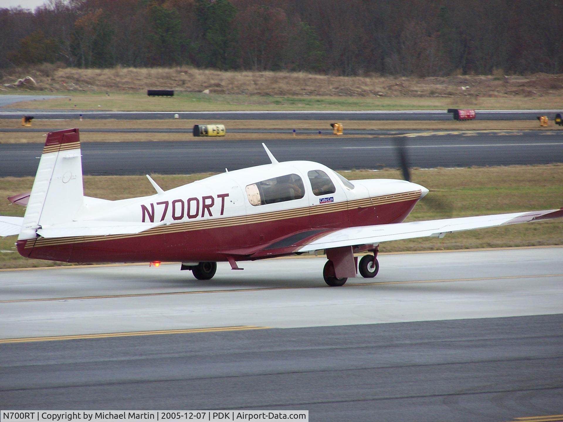 N700RT, 1996 Mooney M20R Ovation C/N 29-0097, Taxing to Runway 2R