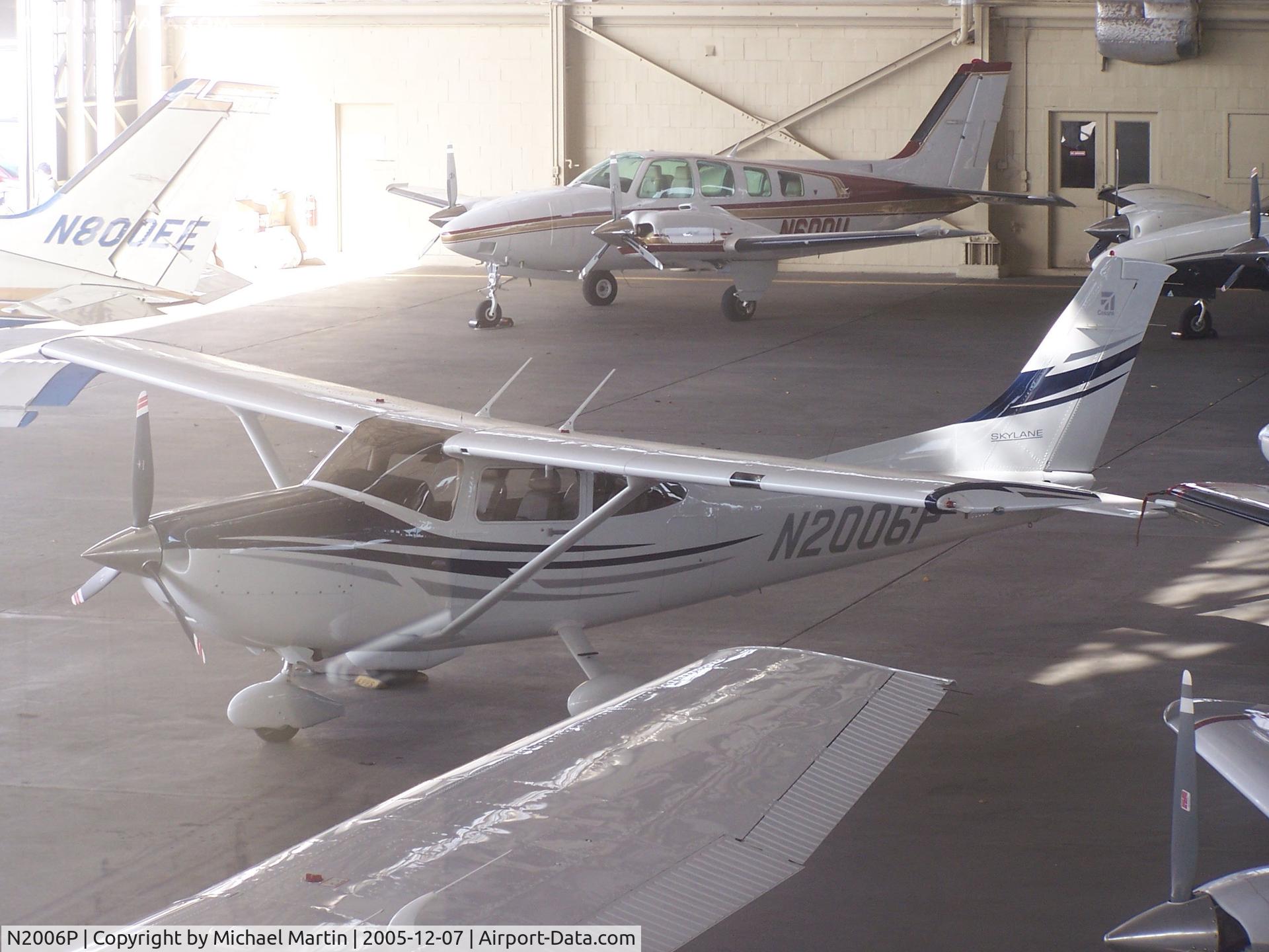 N2006P, 2005 Cessna 182T Skylane C/N 18281684, In Epps Air Service hanger.
