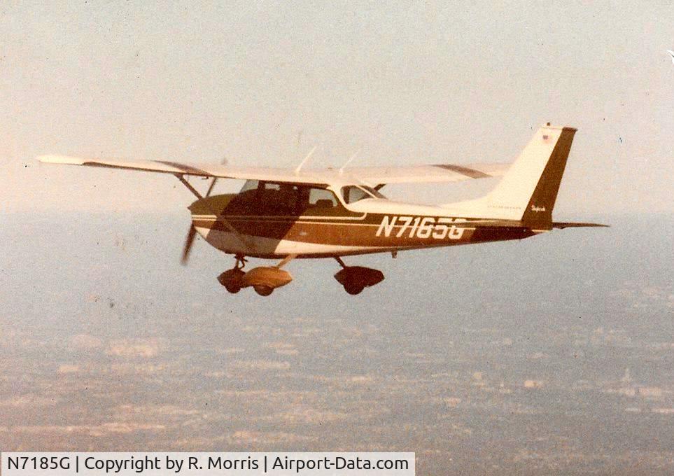 N7185G, 1969 Cessna 172K Skyhawk C/N 17258885, 85G Over Washington DC