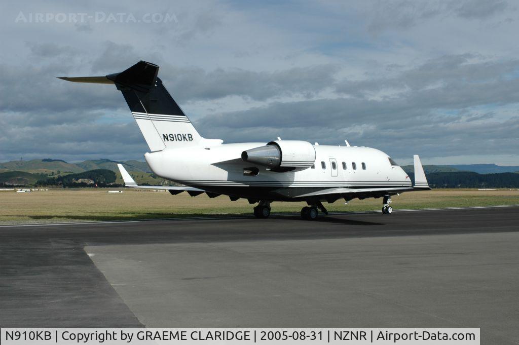 N910KB, 1983 Canadair Challenger 601 (CL-600-2A12) C/N 3007, CL-600CHALLENGER