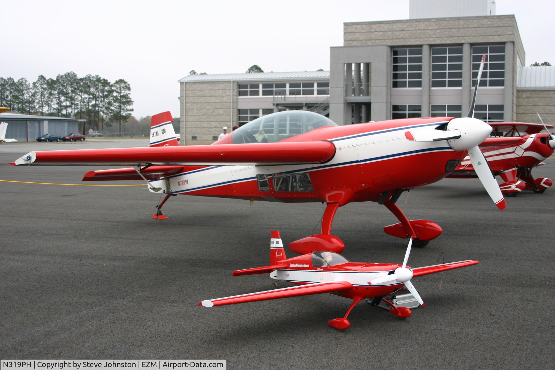 N319PH, 1991 Extra EA-300 C/N 030, AirShow Unlimited and Friend