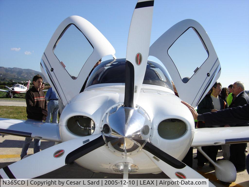 N365CD, 2005 Cirrus SR22 C/N 1399, Demonstration of the Cirrus SR22 during Aviation Celebration in LEAX Malaga, Spain