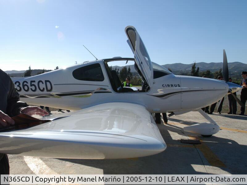 N365CD, 2005 Cirrus SR22 C/N 1399, Demonstration of the Cirrus SR22 during Aviation Celebration in LEAX Malaga, Spain