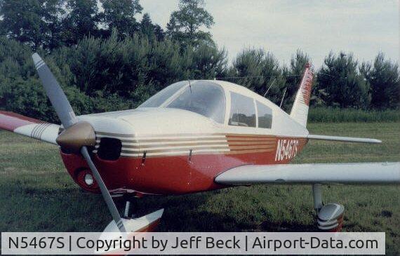 N5467S, 1971 Piper PA-28-140 C/N 28-7125125, Side