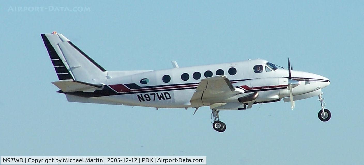 N97WD, 1980 Beech B100 King Air C/N BE-97, Departing PDK on 20L
