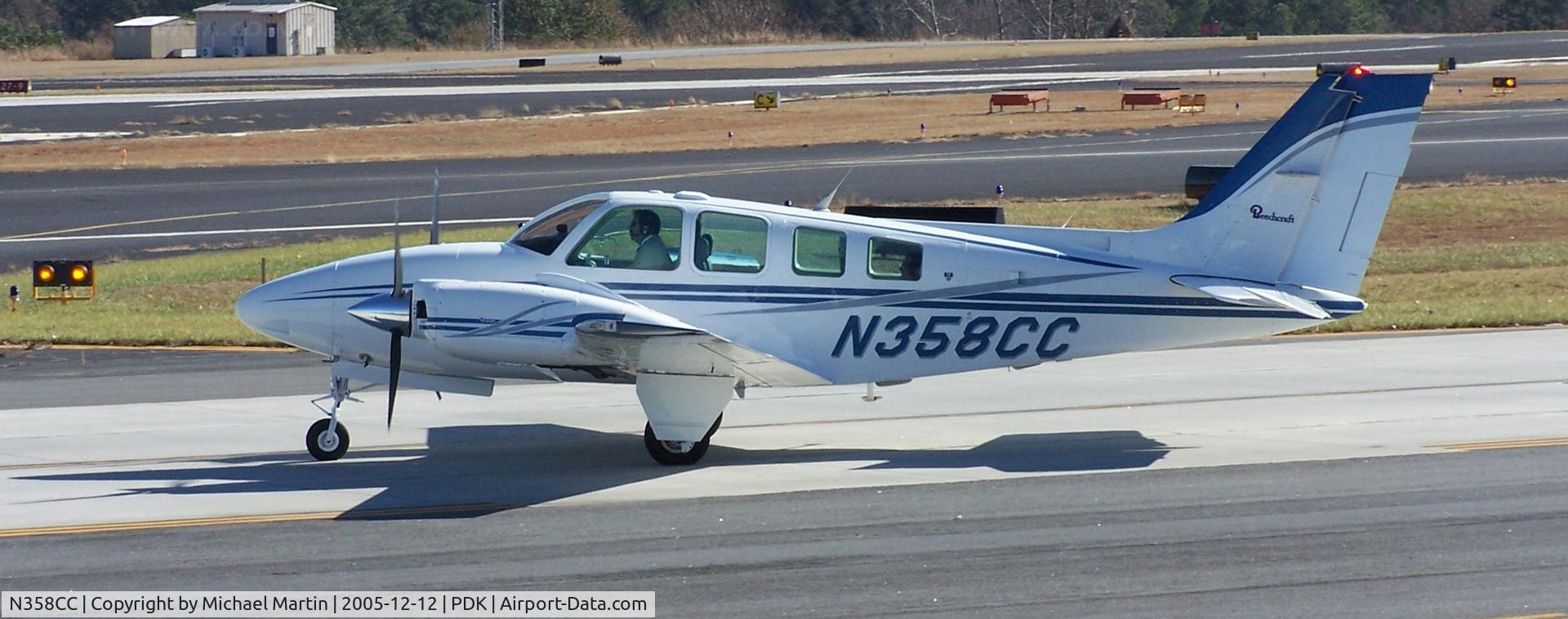 N358CC, 1987 Beech 58 Baron C/N TH-1519, Taxing to 20L