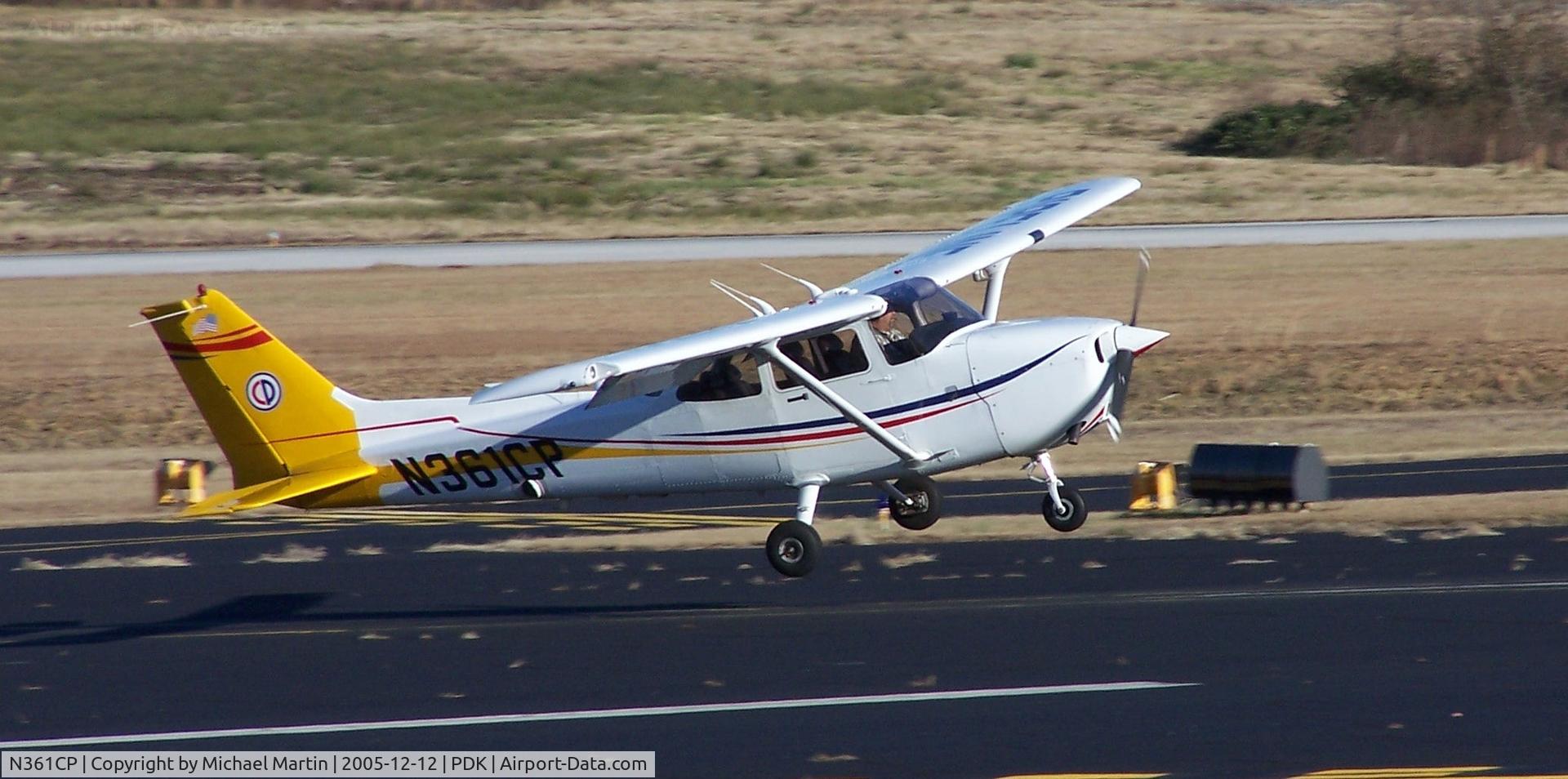 N361CP, 2001 Cessna 172S C/N 172S8840, Catching a little cross-wind on landing!