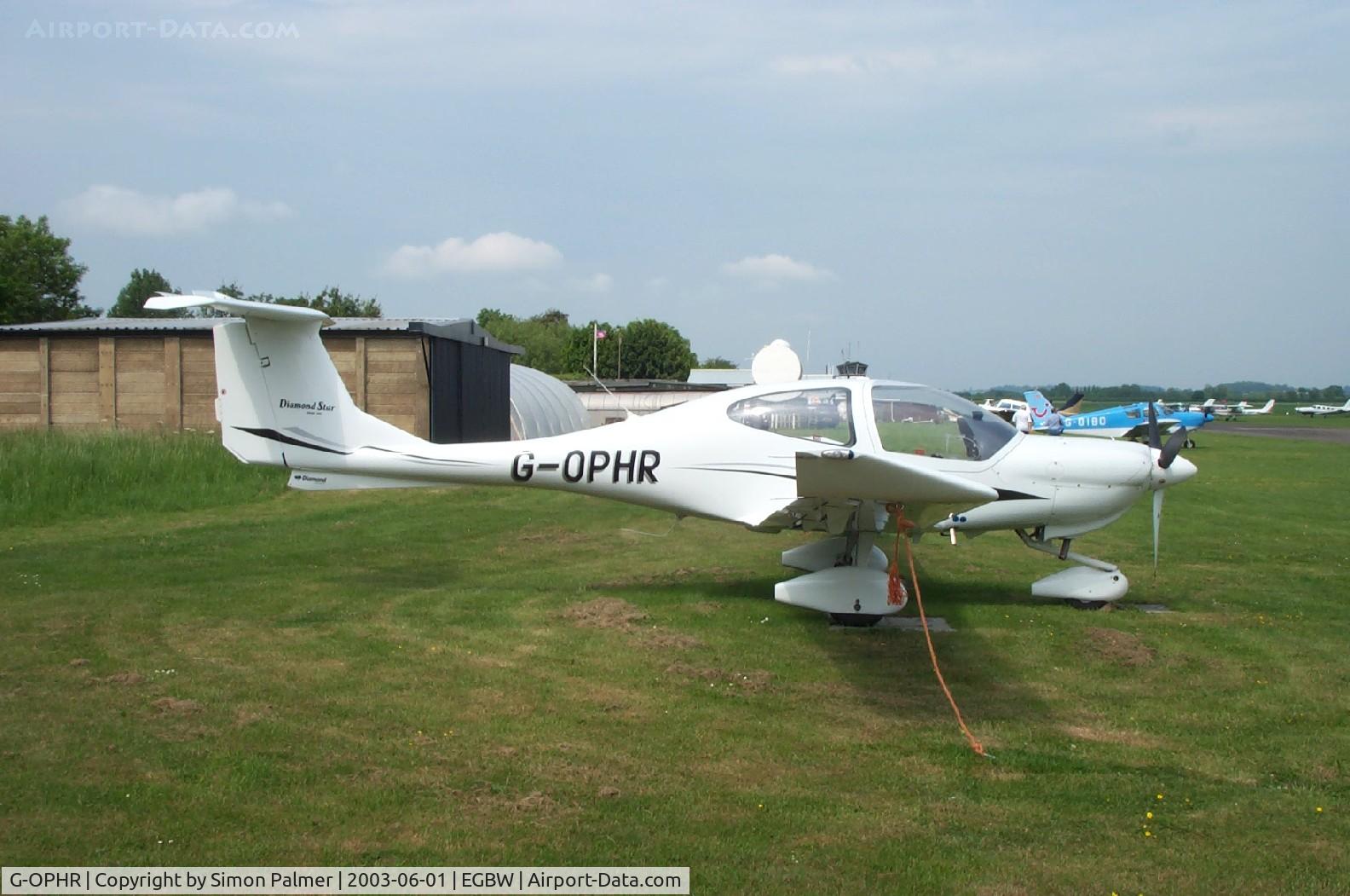 G-OPHR, 2001 Diamond DA-40 Diamond Star C/N 40.066, Diamond DA40 at Wellesbourne Mountford