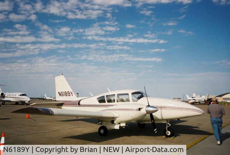 N6189Y, 1966 Piper PA-23-250 C/N 27-3415, Aztec at KNEW