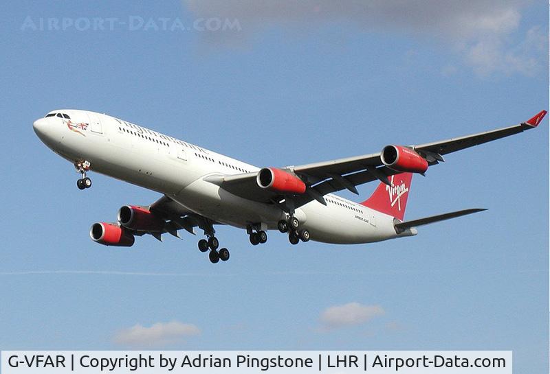 G-VFAR, 1998 Airbus A340-313X C/N 225, An A340-300 of Virgin Atlantic on the approach to London (Heathrow) Airport in August 2002
