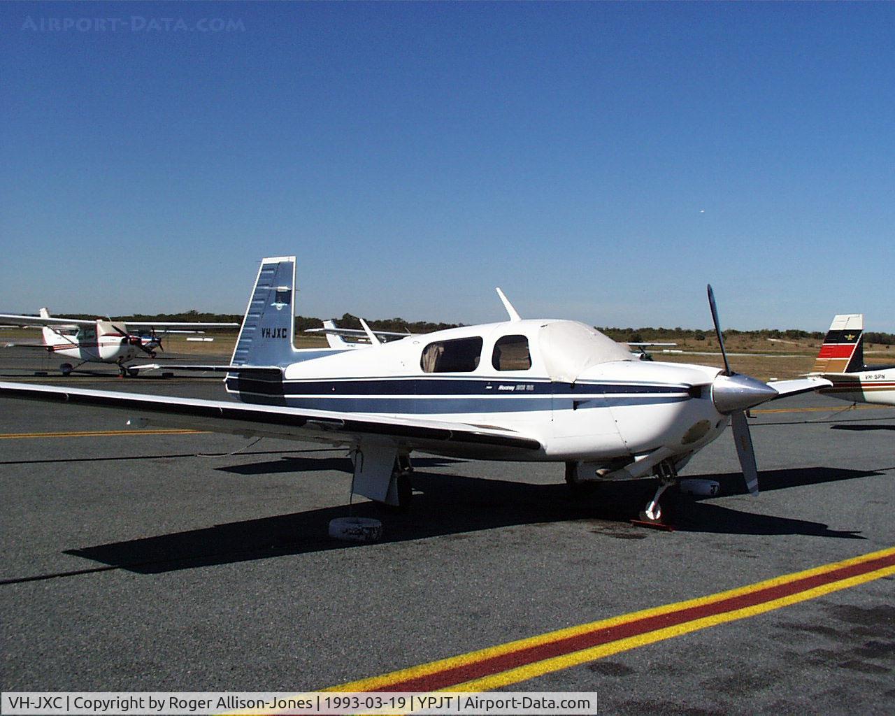 VH-JXC, 1989 Mooney M20J 201 C/N 24-3097, At Jandakot, Perth, WA, Australia