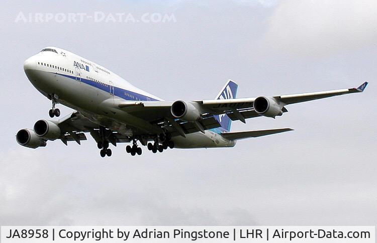 JA8958, 1992 Boeing 747-481 C/N 25641, ANA Boeing 747-400 on the approach to London (Heathrow) Airport (UK) in June 2003