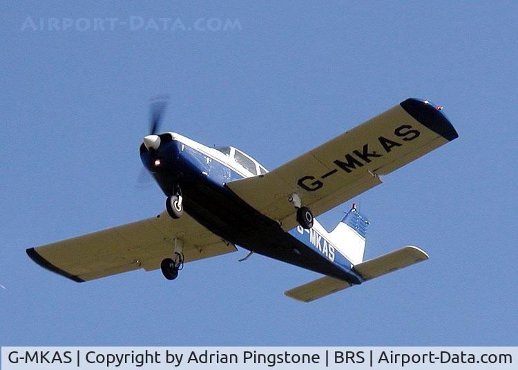 G-MKAS, 1974 Piper PA-28-140 Cherokee Cruiser C/N 28-7425338, The low aspect ratio wing of a Piper PA-28 Cherokee (G-MKAS) at Bristol Airport, England in September 2003