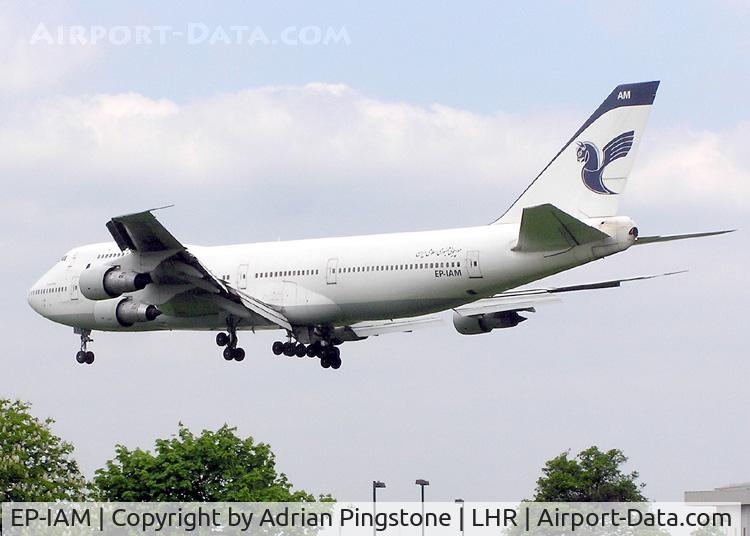 EP-IAM, 1979 Boeing 747-186B C/N 21759, Iran Air Boeing B747-100 (EP-IAM) landing at London (Heathrow) Airport in May 2004