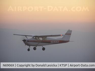 N6906X, 1960 Cessna 172B C/N 17247806, Flying from Bakersfield to Tehachapi by P. Giambalvo