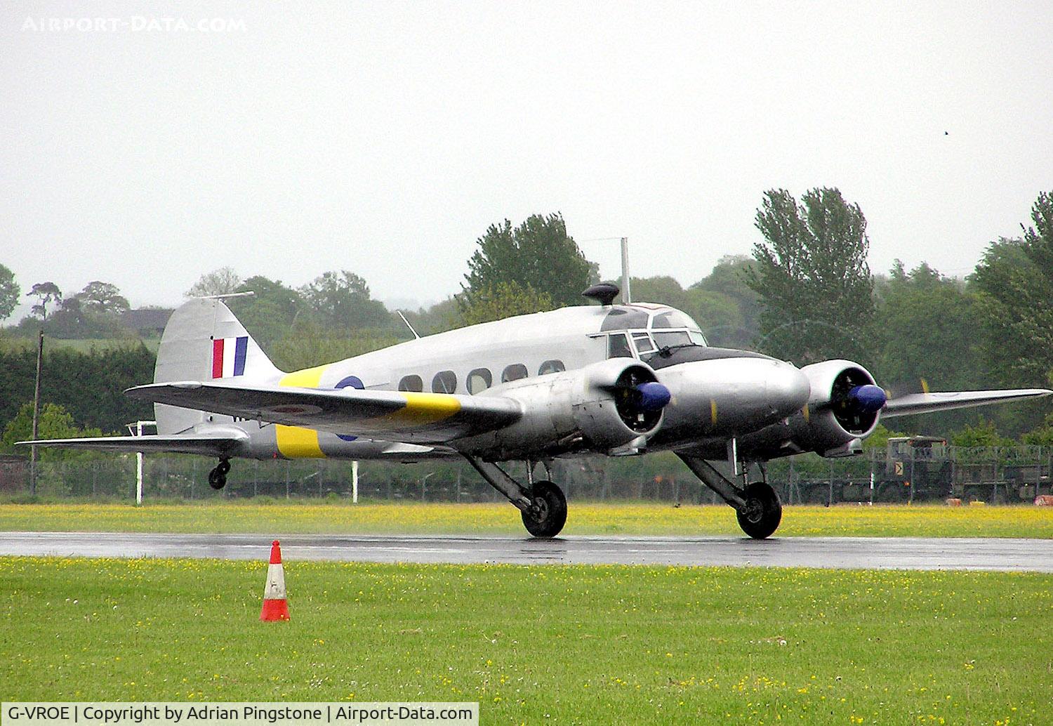 G-VROE, 1950 Avro 652A Anson T.21 C/N 3634, Avro 652a Anson T.21 (military designation WD413, private registration G-VROE) of the Air Atlantique Historic Flight at Hullavington Airfield, Wiltshire, England in May 2005