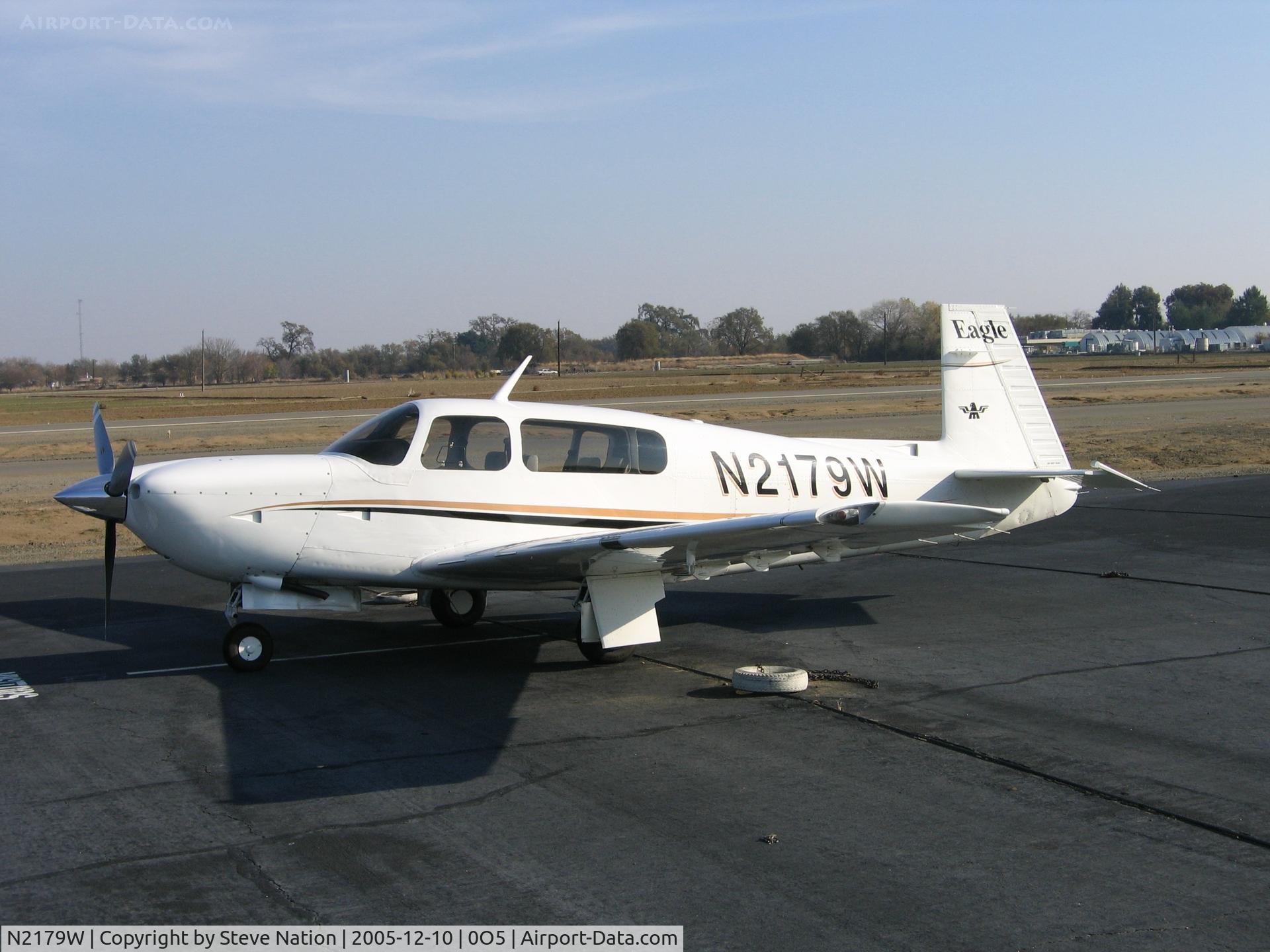 N2179W, 1999 Mooney M20S Eagle C/N 30-0033, 1999 Mooney M20S in December sun at University Airport (Davis), CA