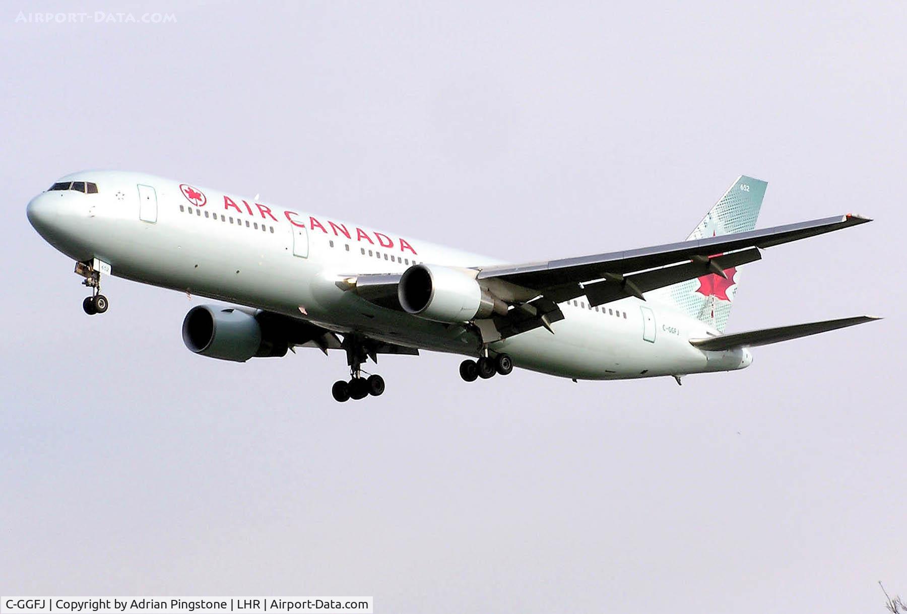 C-GGFJ, 1991 Boeing 767-3Y0/ER C/N 24952, Air Canada Boeing 767-300 (C-GGFJ) landing at London (Heathrow) Airport, England in November 2005