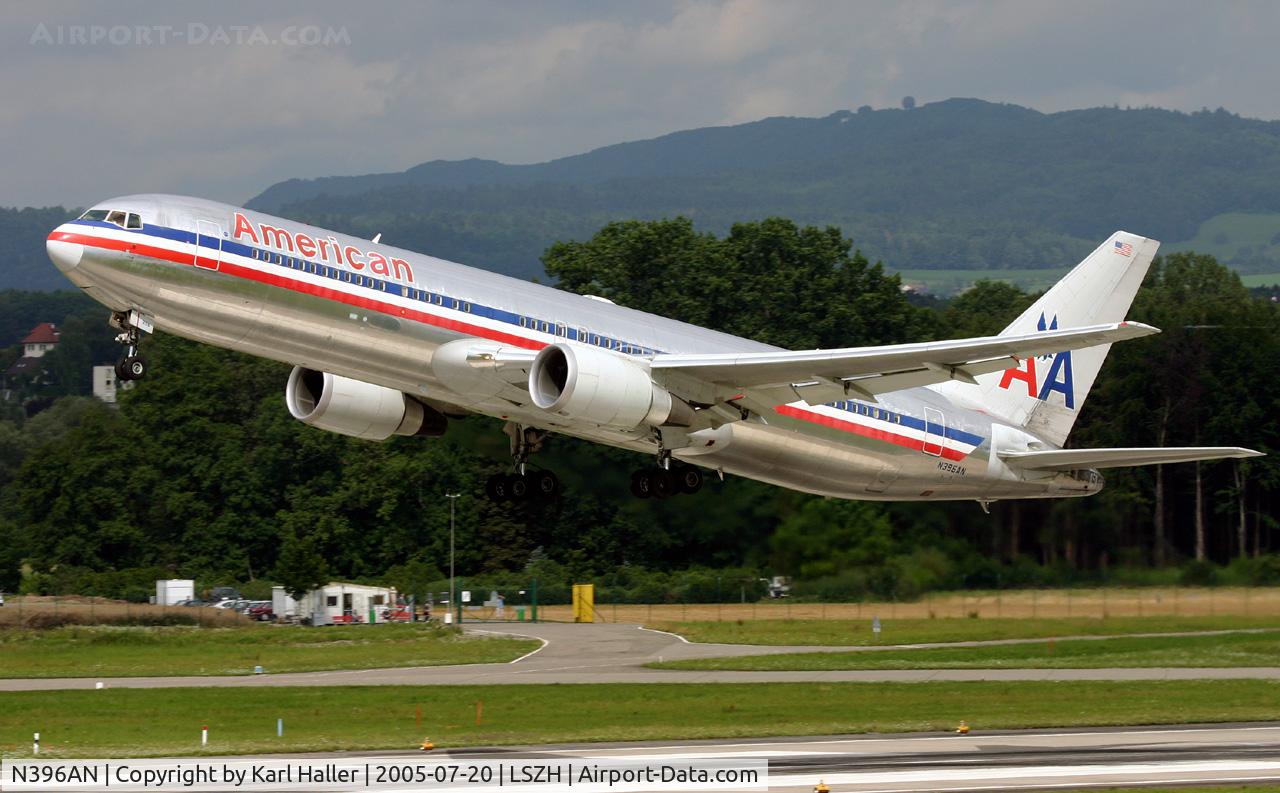 N396AN, 1999 Boeing 767-323/ER C/N 29603, departure from RWY 16