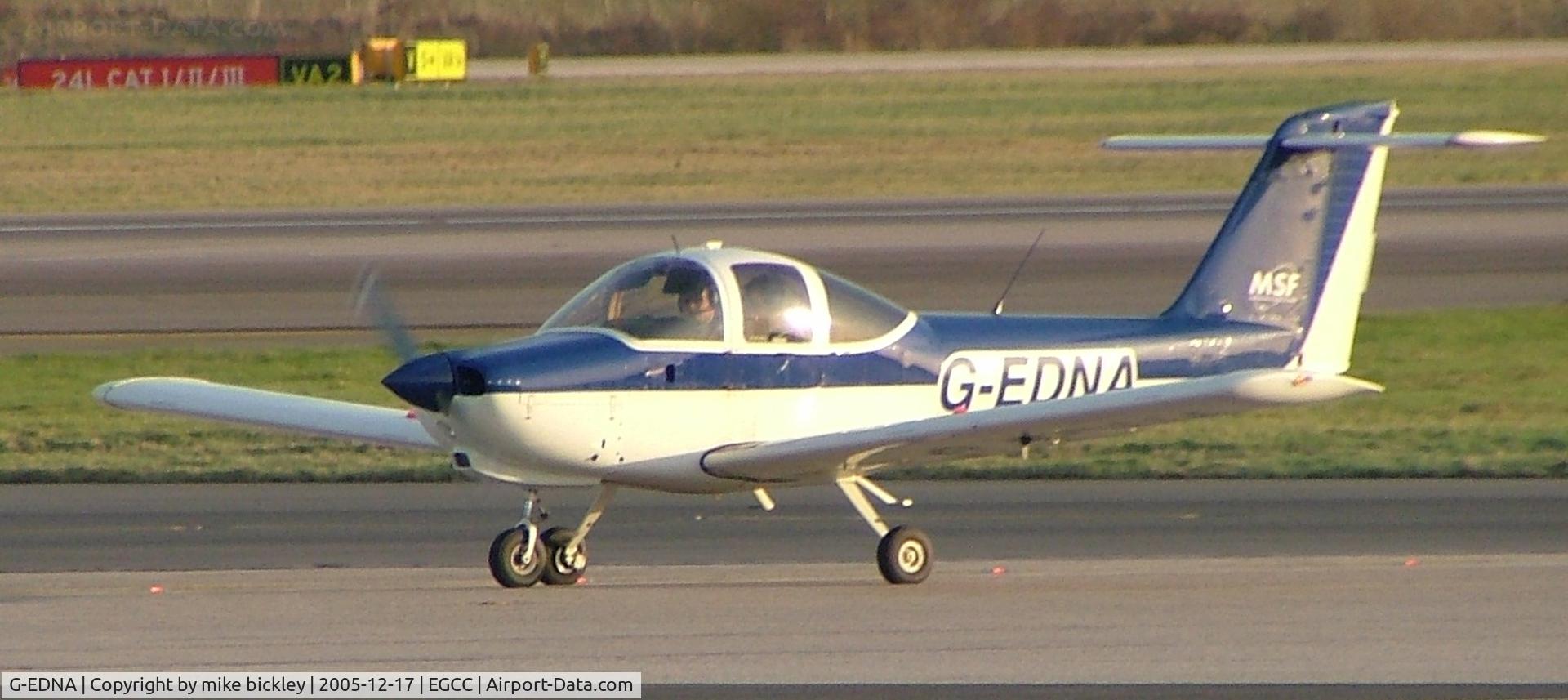 G-EDNA, 1978 Piper PA-38-112 Tomahawk Tomahawk C/N 38-78A0364, TAXI TO PARK