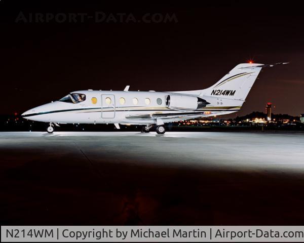 N214WM, 1998 Raytheon Beechjet 400A C/N RK-197, On Display