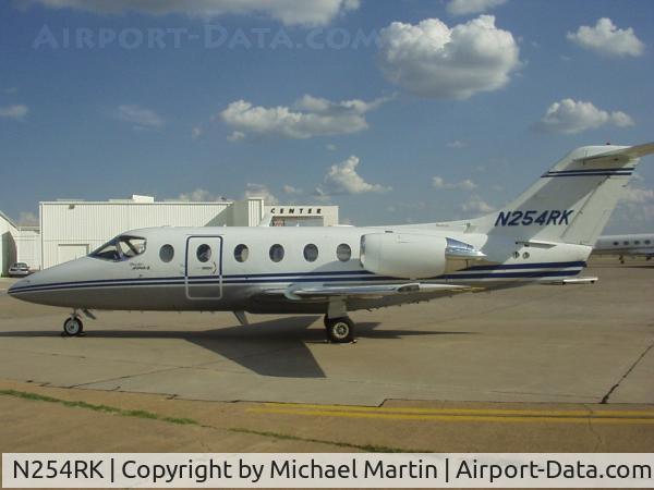 N254RK, 1999 Raytheon Beechjet 400A C/N RK-254, On Display