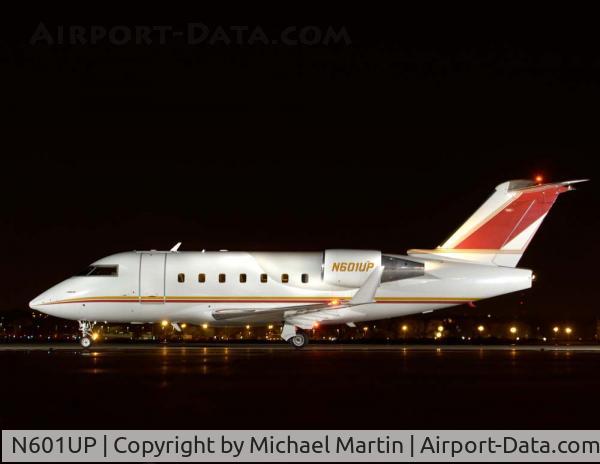 N601UP, 1997 Canadair Challenger 601-3A (CL-600-2B16) C/N 5123, On Display
