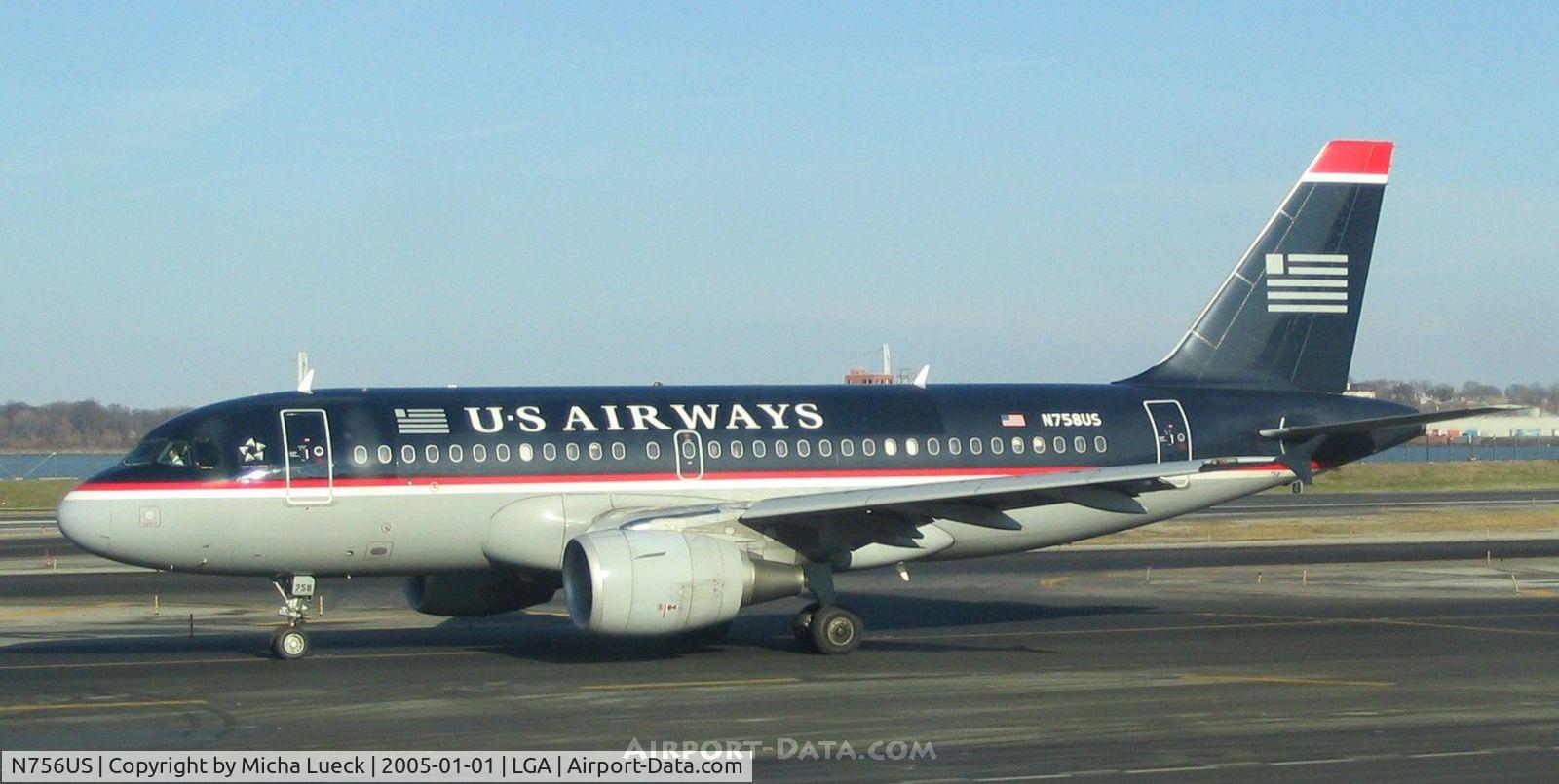 N756US, 2000 Airbus A319-112 C/N 1340, New Year's Day in New York City