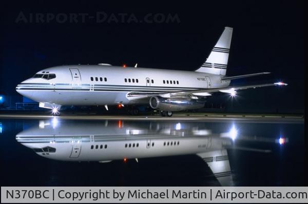 N370BC, 1986 Boeing 737-205 C/N 23468, On Display